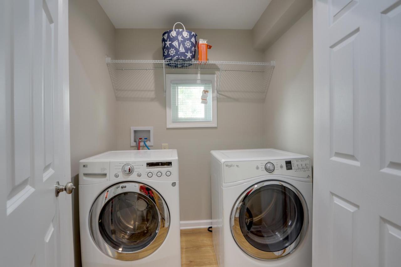 Welcoming Port Clinton Vacation Rental! Bagian luar foto