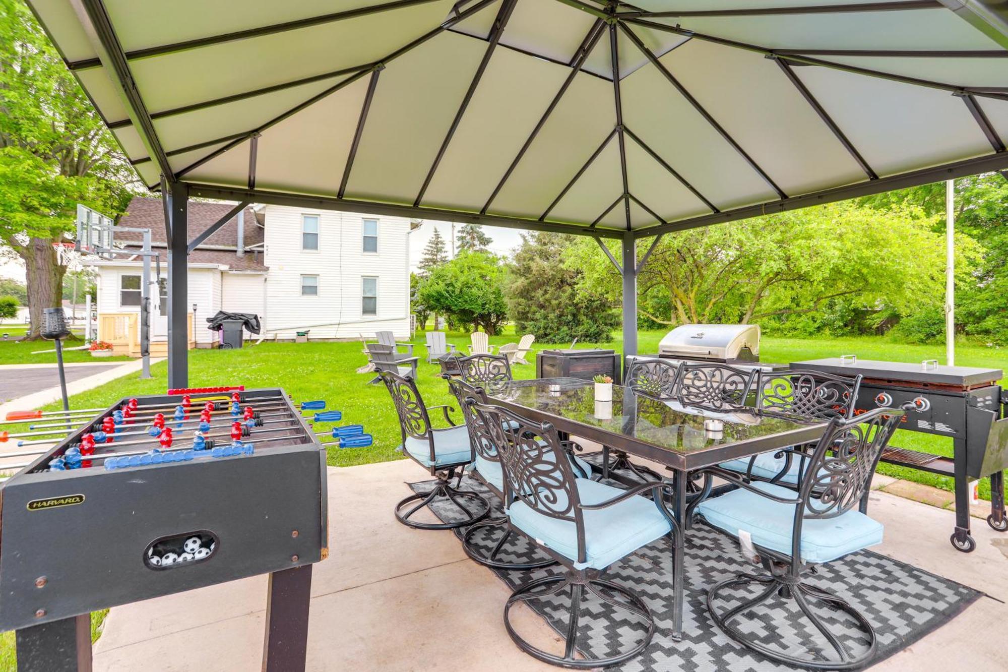 Welcoming Port Clinton Vacation Rental! Bagian luar foto